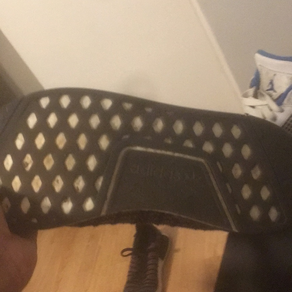 Adidas - Picture 2 of 3